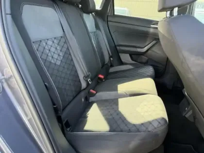 Photo 8 Volkswagen Taigo  1.0 TSI 110ch R-Line DSG7