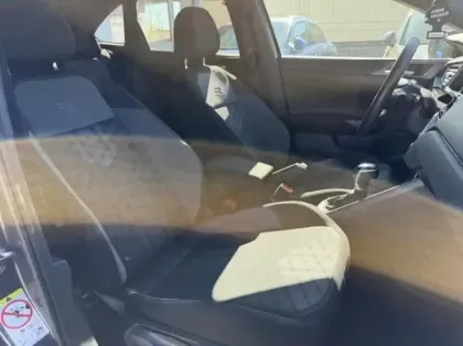 Photo 7 Volkswagen Taigo  1.0 TSI 110ch R-Line DSG7