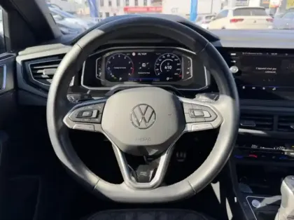 Photo 11 Volkswagen Taigo  1.0 TSI 110ch R-Line DSG7