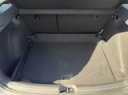 Photo 6 Volkswagen Taigo  1.0 TSI 110ch R-Line DSG7