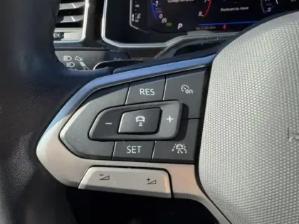 Photo 15 Volkswagen Taigo  1.0 TSI 110ch R-Line DSG7