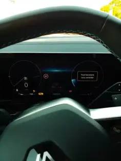 Photo 16 Renault Austral  mild hybrid 160 auto