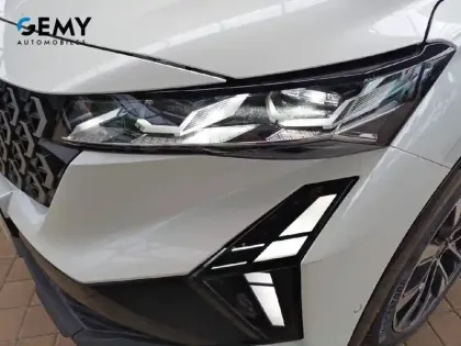 Photo 22 Renault Austral  E-Tech full hybrid 200 GSR2