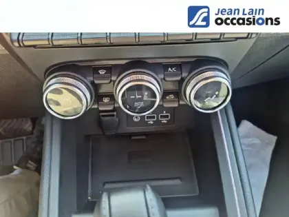 Photo 13 Renault Clio  E-Tech hybride 145