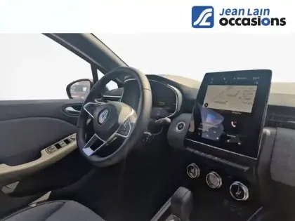 Photo 19 Renault Clio  E-Tech hybride 145