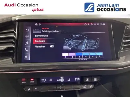 Photo 18 Audi Q4  e-tron 45 285 ch 82 kWh
