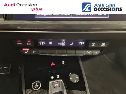 Photo 13 Audi Q4  e-tron 45 285 ch 82 kWh