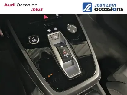 Photo 12 Audi Q4  e-tron 45 285 ch 82 kWh