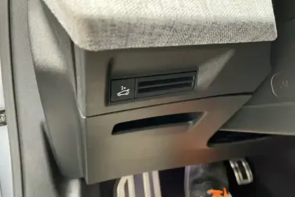 Photo 20 Peugeot 3008  Hybrid 136 e-DCS6