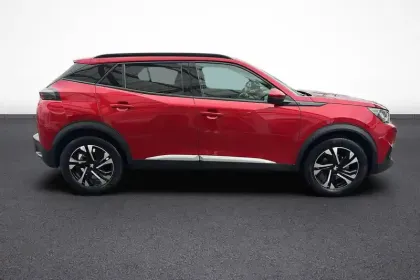 Photo 6 Peugeot 2008  PureTech 130 S&S EAT8