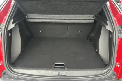 Photo 8 Peugeot 2008  PureTech 130 S&S EAT8