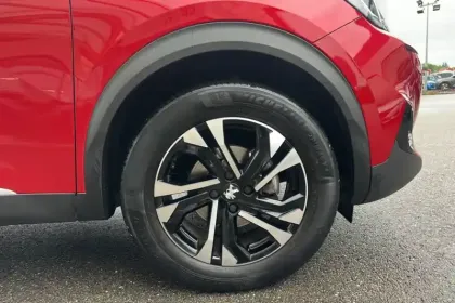 Photo 13 Peugeot 2008  PureTech 130 S&S EAT8