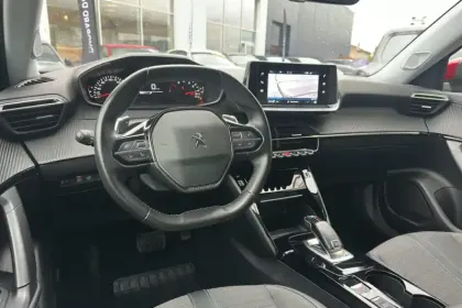 Photo 24 Peugeot 2008  PureTech 130 S&S EAT8