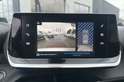 Photo 27 Peugeot 2008  PureTech 130 S&S EAT8