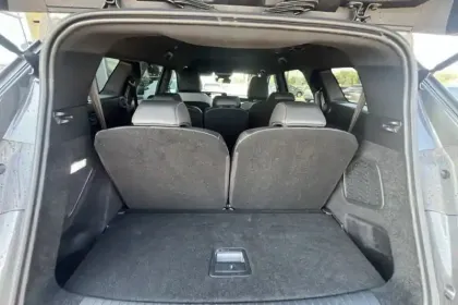 Photo 13 Peugeot 5008  Hybrid 145 ch e-DCS6