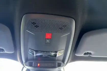 Photo 30 Peugeot 2008  Hybrid 145 e-DCS6