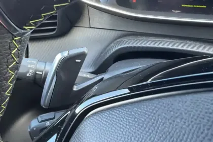 Photo 20 Peugeot 2008  Hybrid 145 e-DCS6