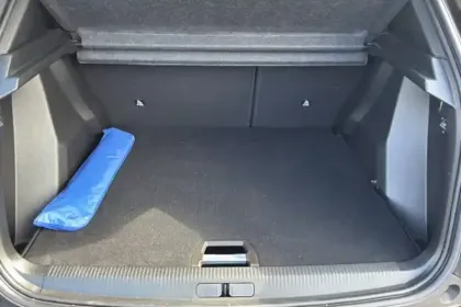 Photo 8 Peugeot 2008  Hybrid 145 e-DCS6