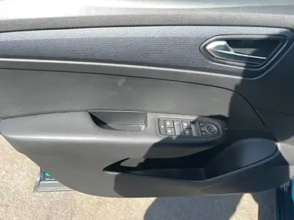 Photo 15 Renault Arkana  E-Tech 145