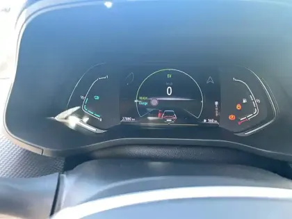 Photo 16 Renault Arkana  E-Tech 145