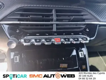 Photo 37 Peugeot 2008  Electrique 136 ch