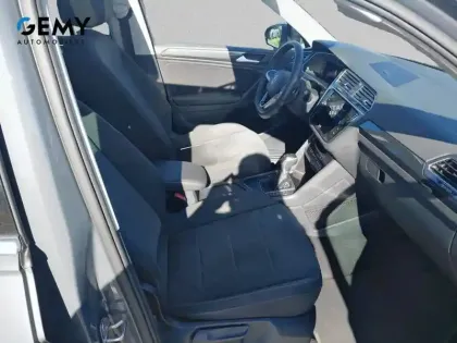 Photo 8 Volkswagen Tiguan  2.0 TDI 150ch DSG7