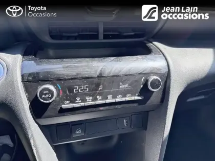 Photo 13 Toyota Yaris  Cross Hybride 116h AWD-i