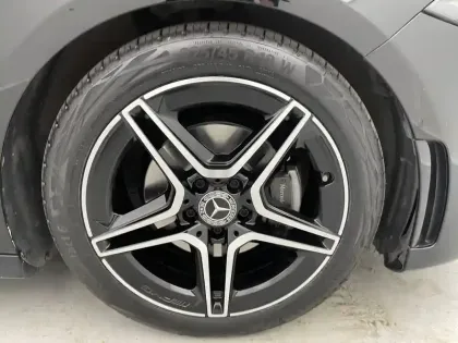 Photo 12 Mercedes Classe A  200 d 8G-DCT