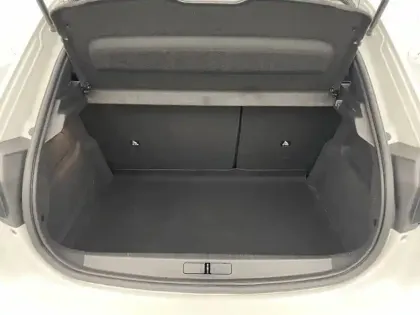 Photo 12 Peugeot 208  Electrique 50 kWh 136ch