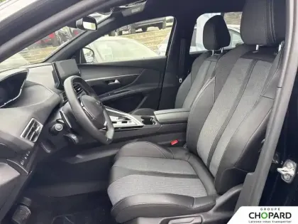 Photo 9 Peugeot 5008  Hybrid 136 e-DCS6