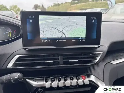 Photo 13 Peugeot 5008  Hybrid 136 e-DCS6