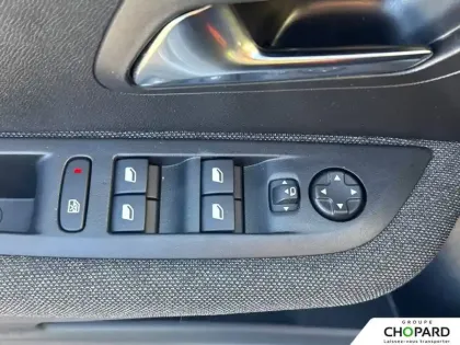 Photo 23 Peugeot 208  PureTech 75 S&S BVM5