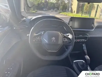 Photo 15 Peugeot 208  PureTech 75 S&S BVM5