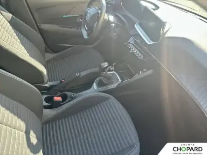 Photo 12 Peugeot 208  PureTech 75 S&S BVM5