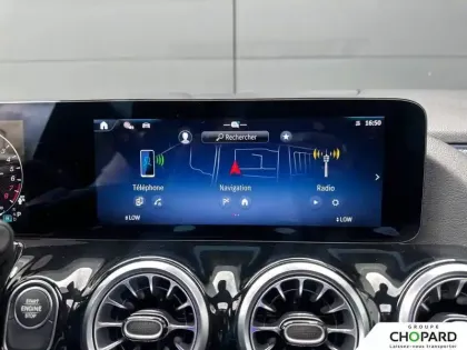 Photo 13 Mercedes GLA  250 e Hybrid EQ 8G-DCT