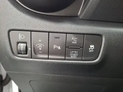 Photo 31 Hyundai Kona  Hybrid 141