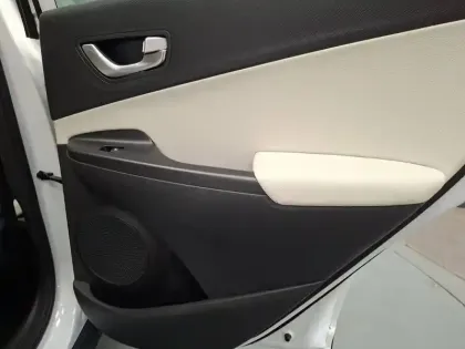 Photo 19 Hyundai Kona  Hybrid 141