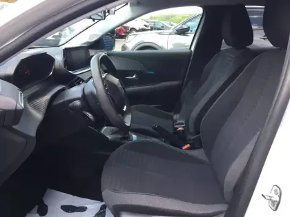 Photo 12 Peugeot 208  BlueHDi 100 S&S BVM6