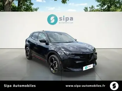 Photo 6 Alfa Romeo Junior  1.2 Ibrida 145 ch e-DCT6