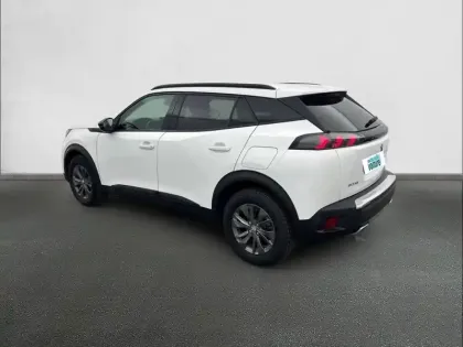 Photo 6 Peugeot 2008  PureTech 130 S&S EAT8
