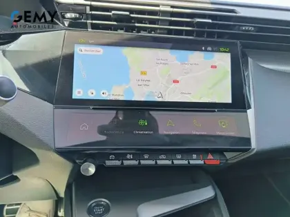 Photo 14 Peugeot 308  Hybrid 136 e-DCS6