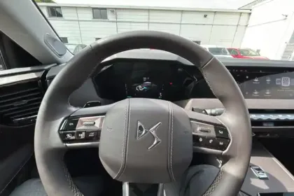 Photo 18 DS DS 4  Hybride 136 e-DCT6