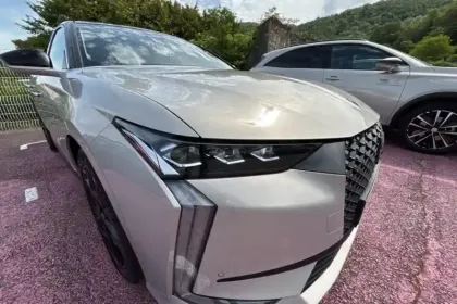 Photo 28 DS DS 4  Hybride 136 e-DCT6