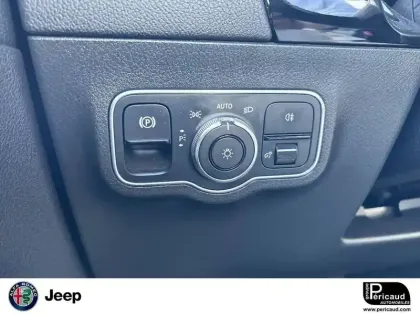 Photo 14 Mercedes Classe B  180 7G-DCT