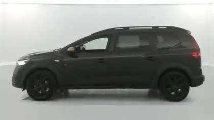 Photo 10 Dacia Jogger  Hybrid 140 7 places GSR2