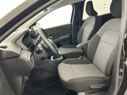 Photo 17 Dacia Jogger  Hybrid 140 7 places GSR2