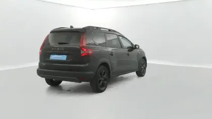 Photo 13 Dacia Jogger  Hybrid 140 7 places GSR2