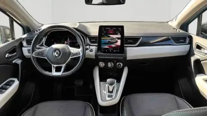 Photo 22 Renault Captur  E-Tech Plug-in 160