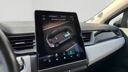 Photo 18 Renault Captur  E-Tech Plug-in 160