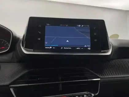 Photo 18 Peugeot 208  BLUEHDI 100 S&S BVM6